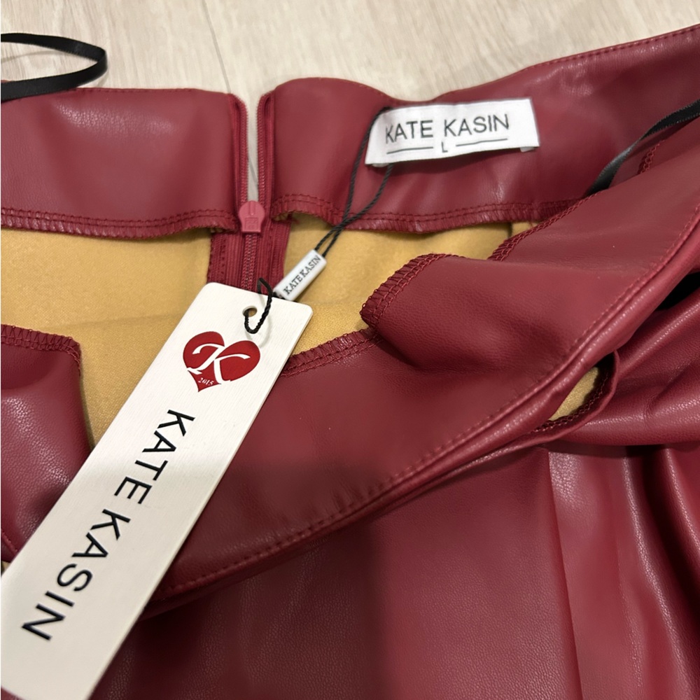 Kate Kasin (NWT) Women’s Faux Leather Red Pencil Skirt - Picture 7 of 8